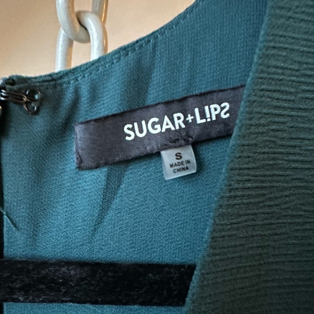 Sugar lips jumpsuit - Picture 2 of 2